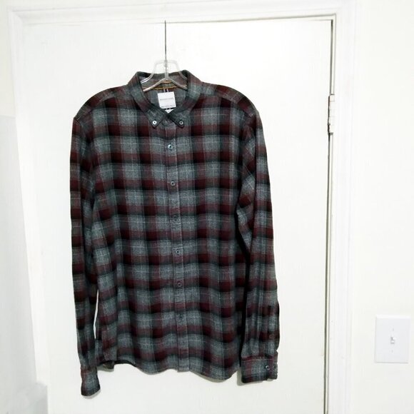 Burgundy & Grey Plaid Midweight Flannel Shirt  Super Soft & Stylish Details XL - Picture 9 of 9